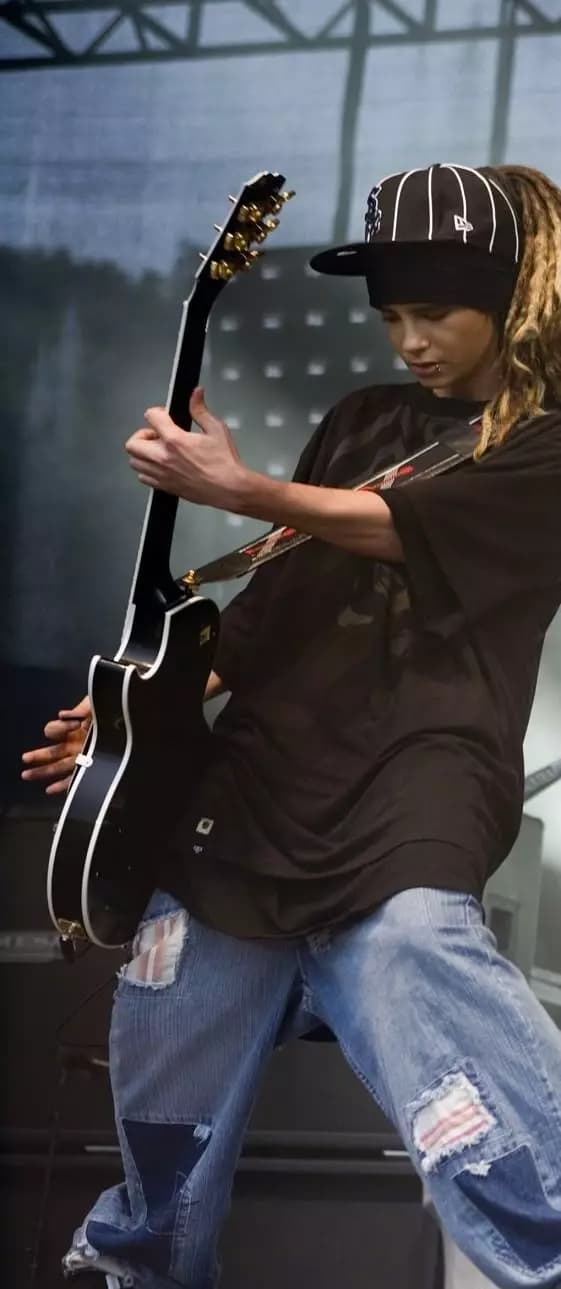 Tom kaulitz  thumbnail