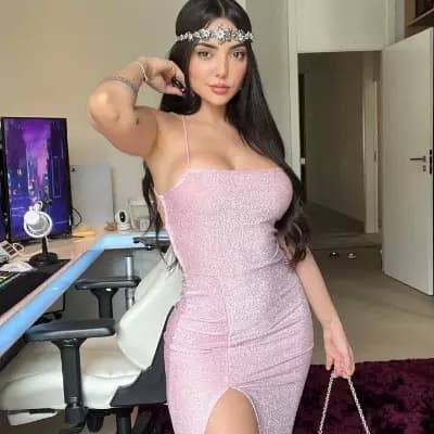 nyvi sthefany thumbnail