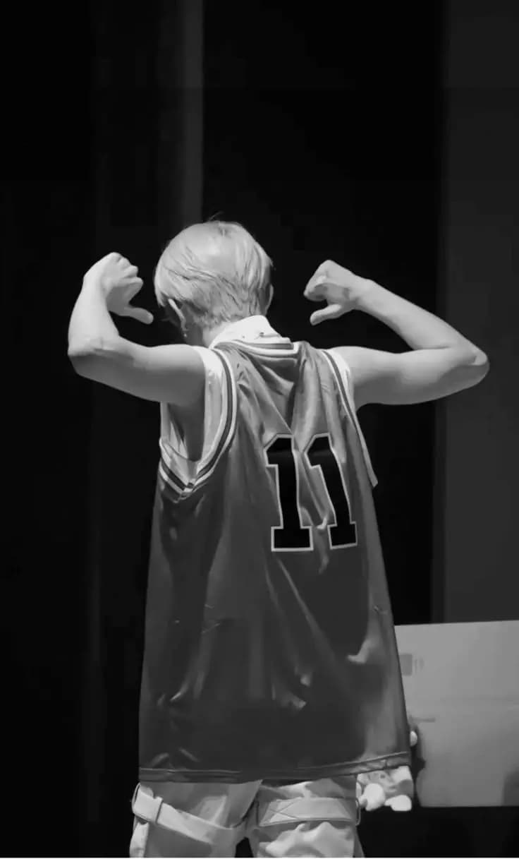 Lee Heeseung thumbnail