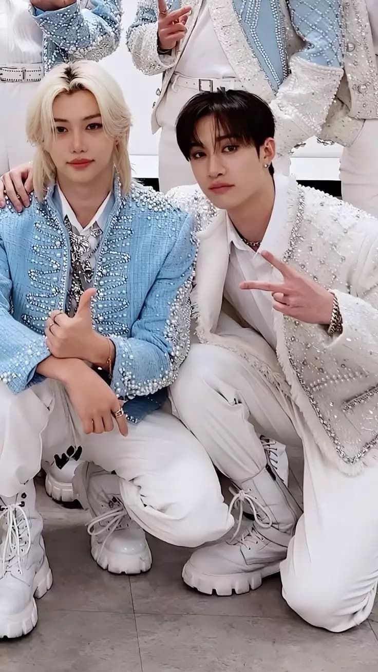 Felix e banchan (idols) thumbnail