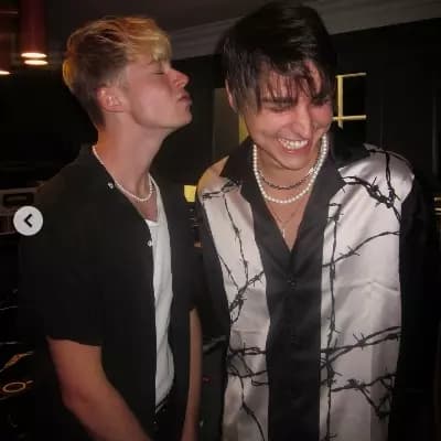 Sam And Colby thumbnail