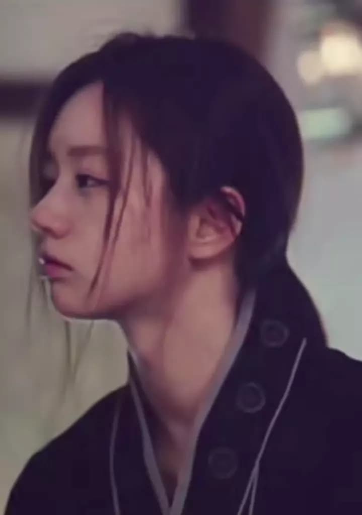 Lee Hyeri thumbnail