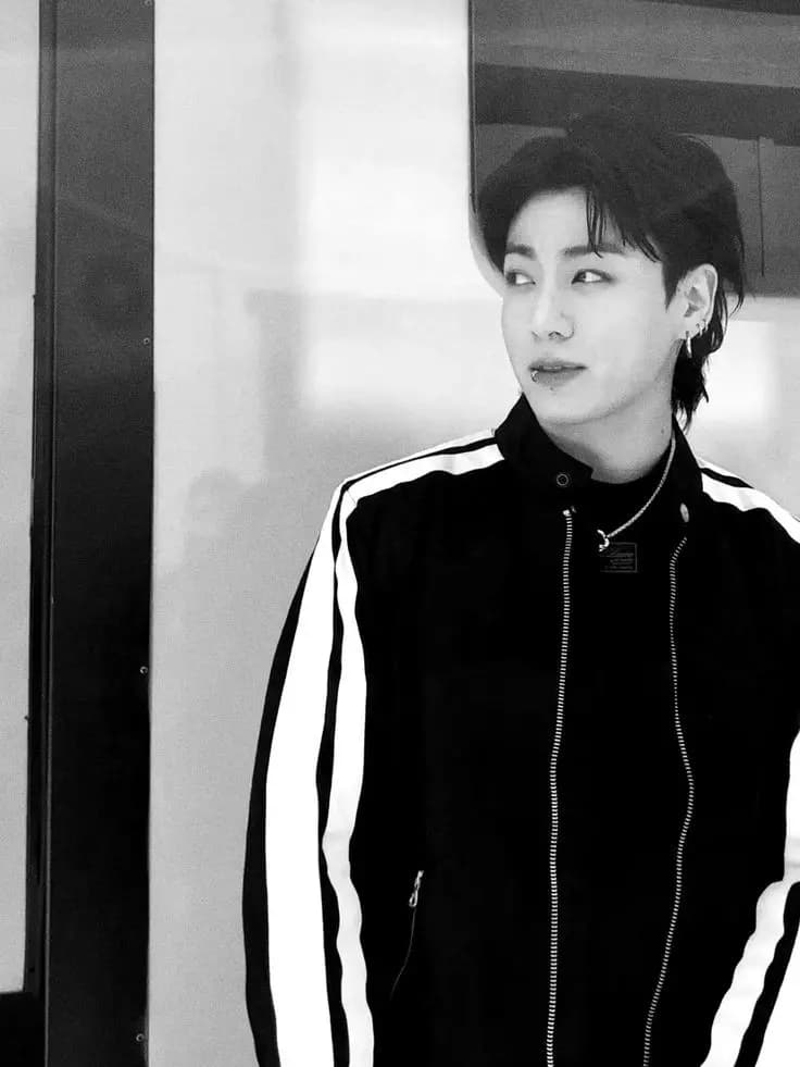 Jungkook online boyfriend thumbnail