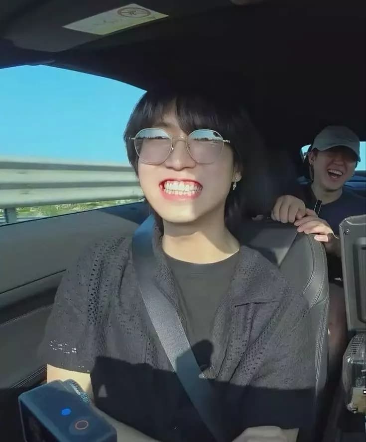 Jeongin  thumbnail