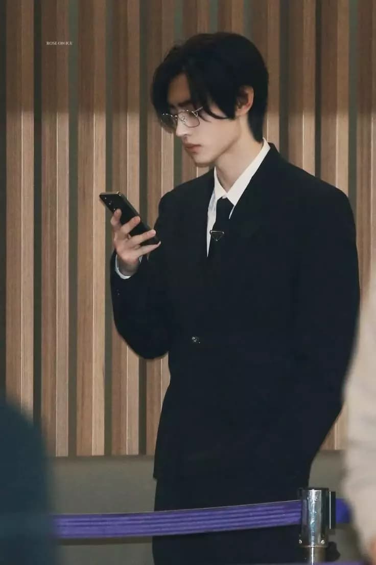 Sunghoon thumbnail