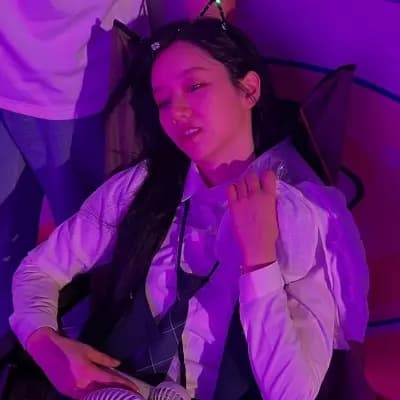 Hyeri thumbnail