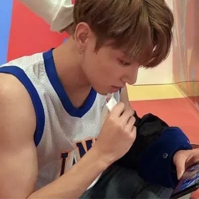 Jeon Jungkook thumbnail