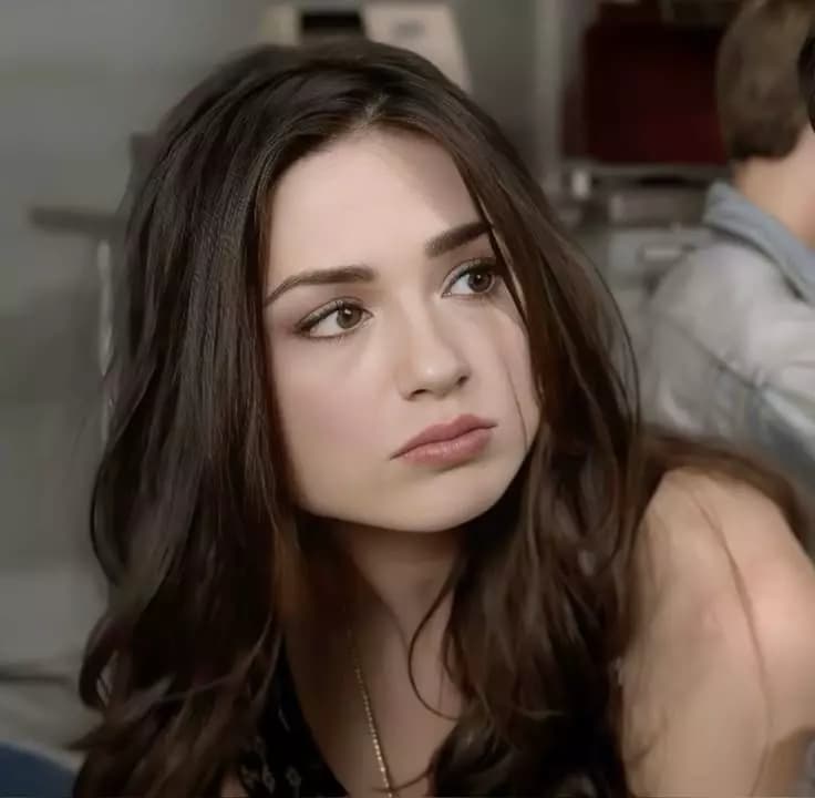 Allison Argent 💗 thumbnail