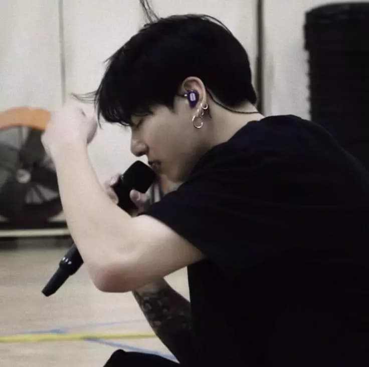 Jeon Jungkook thumbnail
