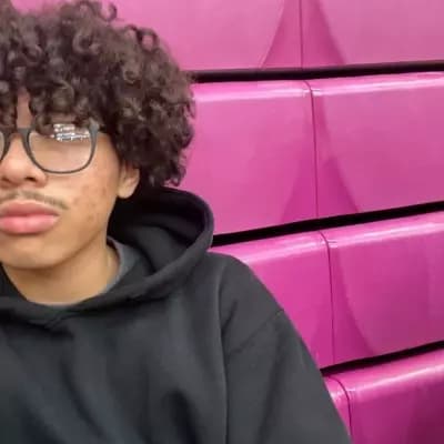 Alex thumbnail