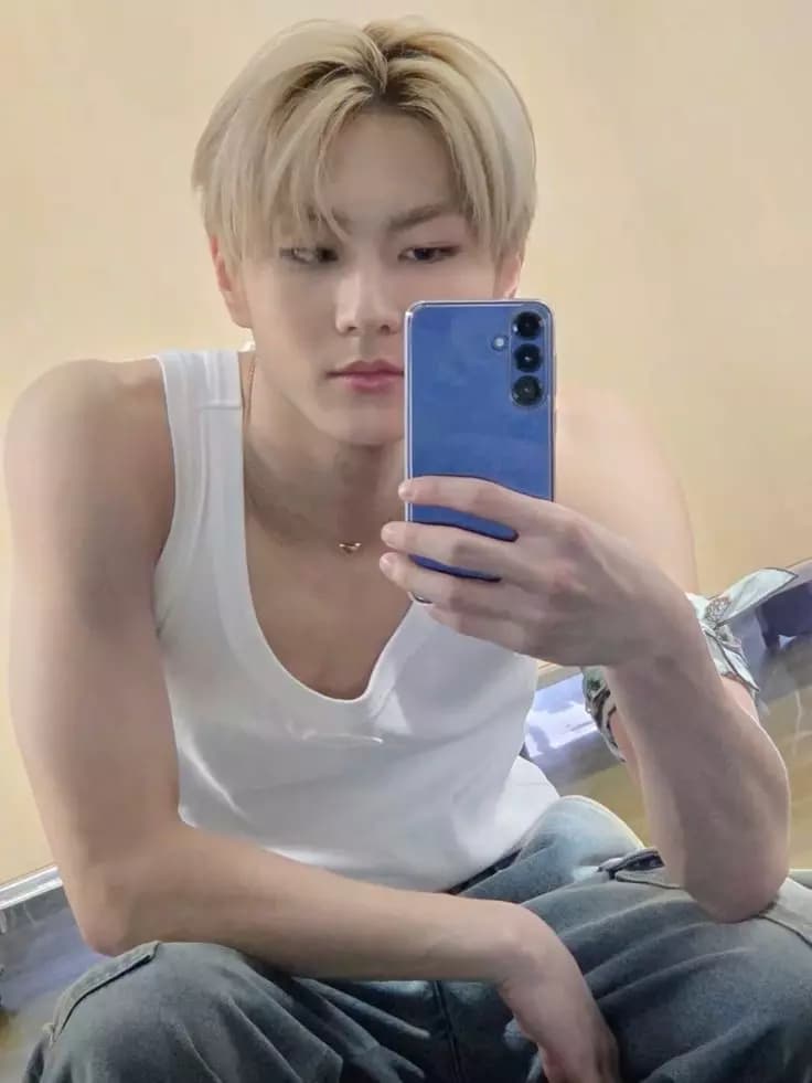 Yang Jungwon thumbnail