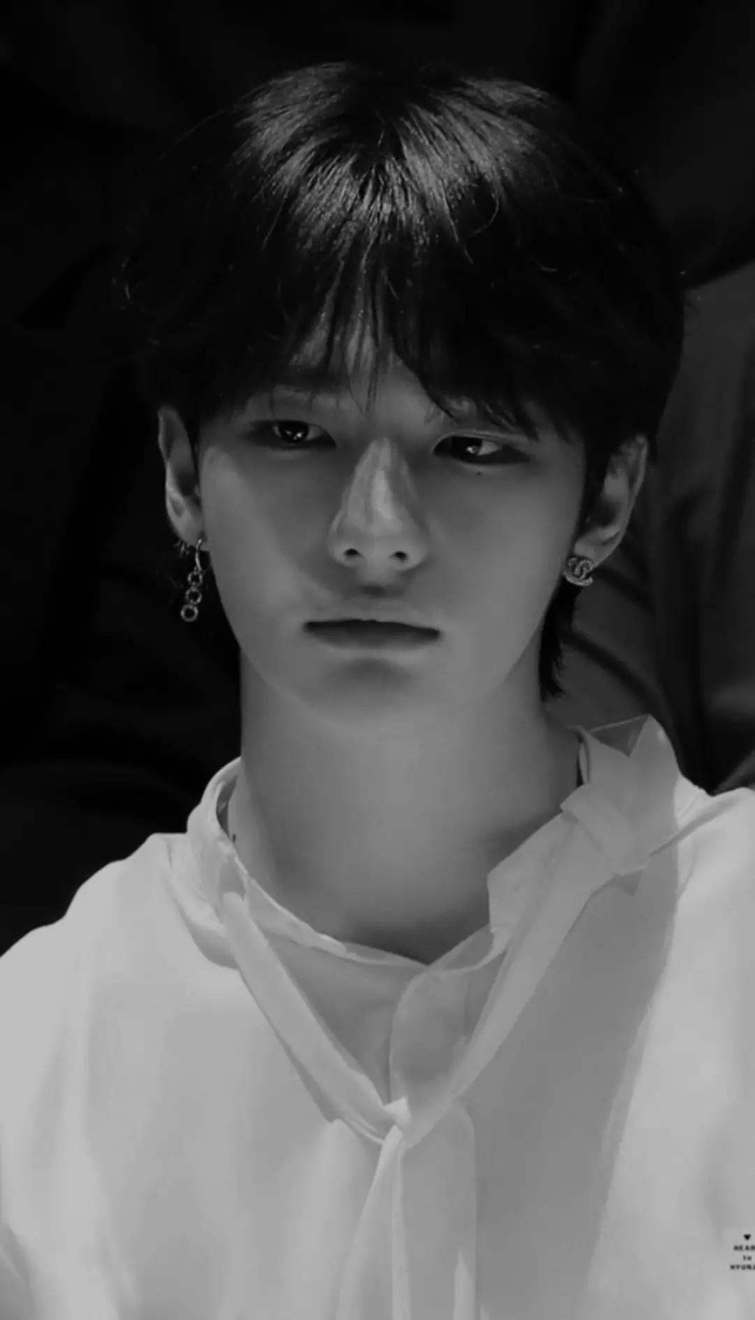 Hyunjin Hwang  thumbnail