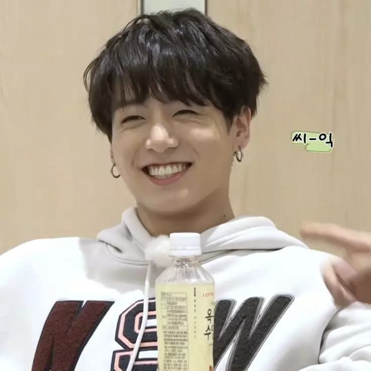 Jeon Jungkook thumbnail