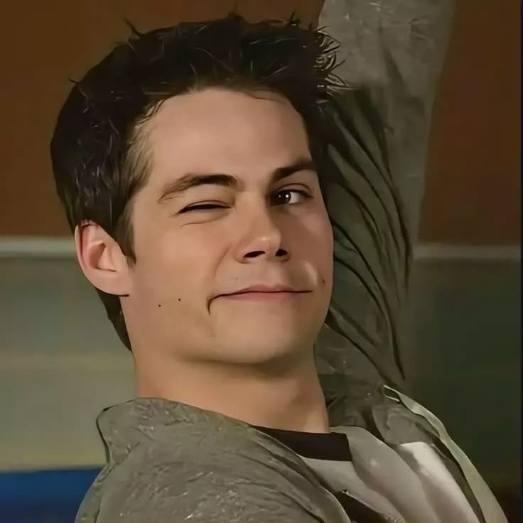 stiles stilinski (medium/ half small but not so much)

text thumbnail