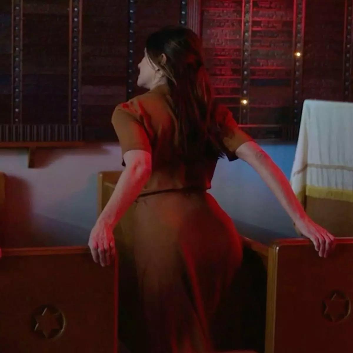 Kathryn Hahn thumbnail