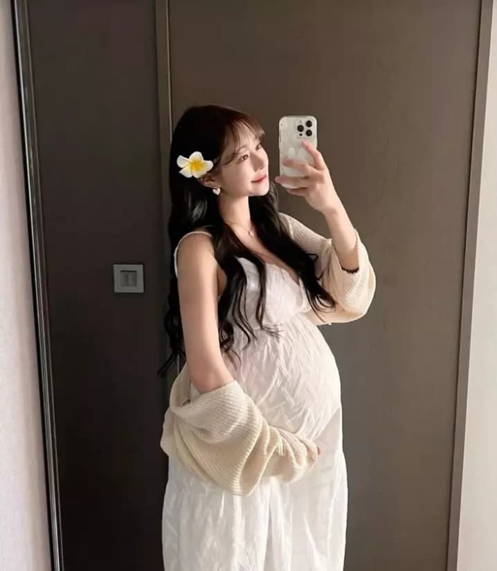 Lily  thumbnail