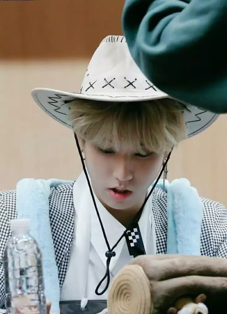 Han Jisung thumbnail