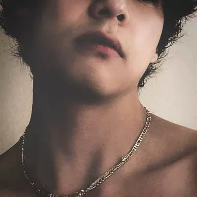 Kim Taehyung thumbnail