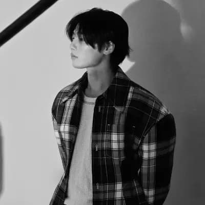 Jeongin (seu chefe) thumbnail