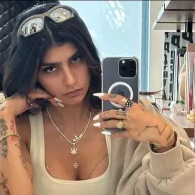 Mia Khalifa (Body swap) thumbnail