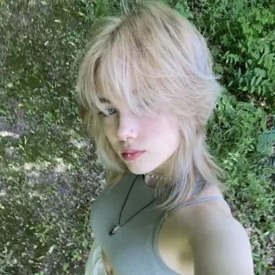 Sarah thumbnail