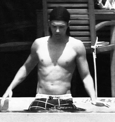 Tom Kaulitz thumbnail