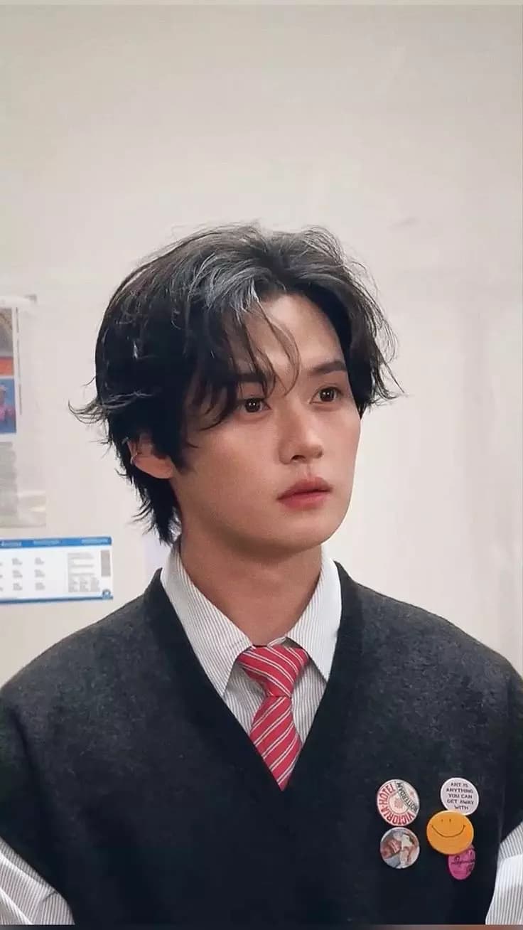 Lee Know thumbnail