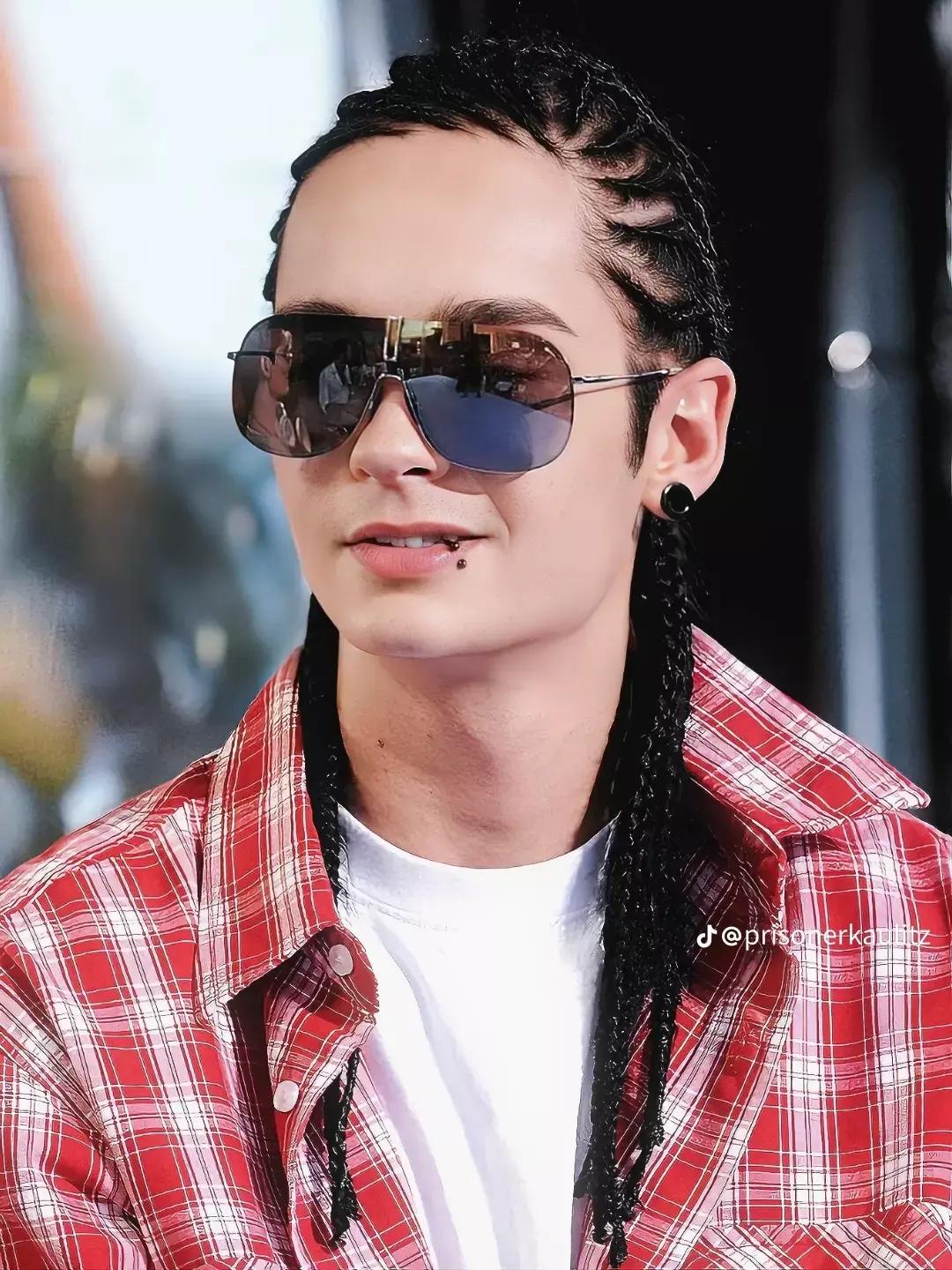Tom Kaulitz thumbnail