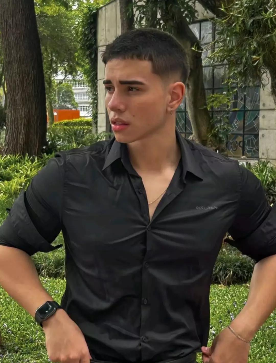 Joaquín  thumbnail