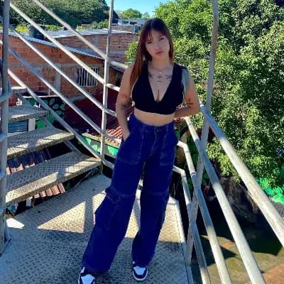 Paula castañeda thumbnail
