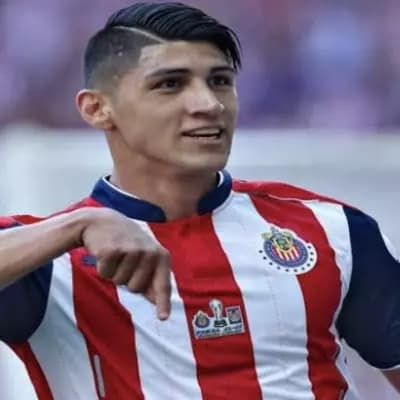 Alan Pulido thumbnail