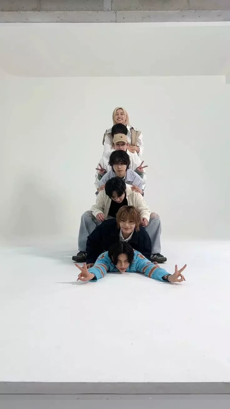 Stray kids ve dracoblokser thumbnail