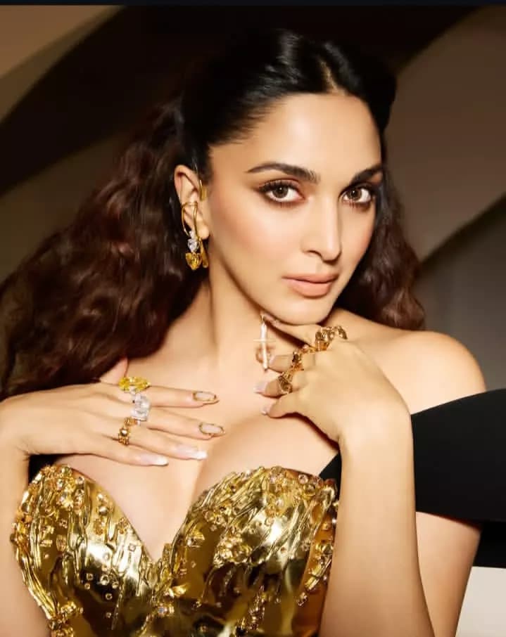 Kiara advani  thumbnail