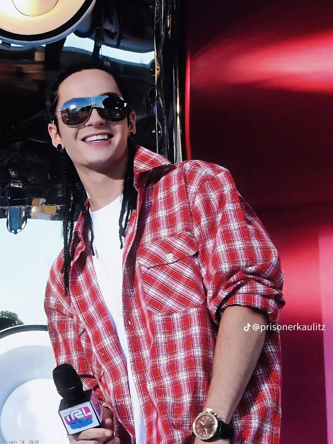 Tom Kaulitz thumbnail