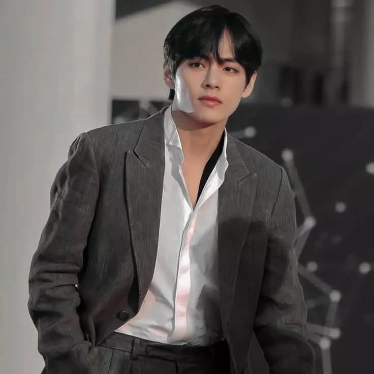 Kim Taehyung thumbnail