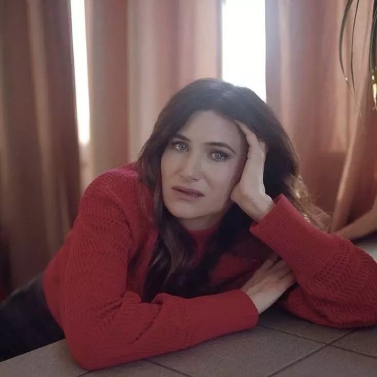 Kathryn Hahn thumbnail