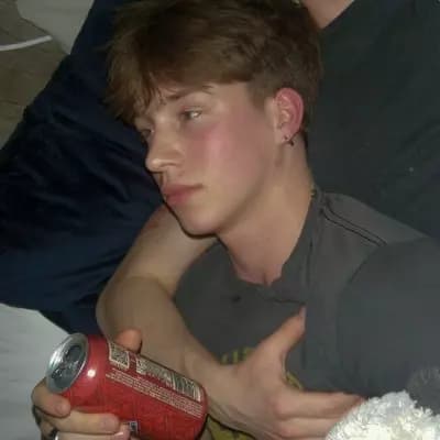 Alistair Thorne thumbnail