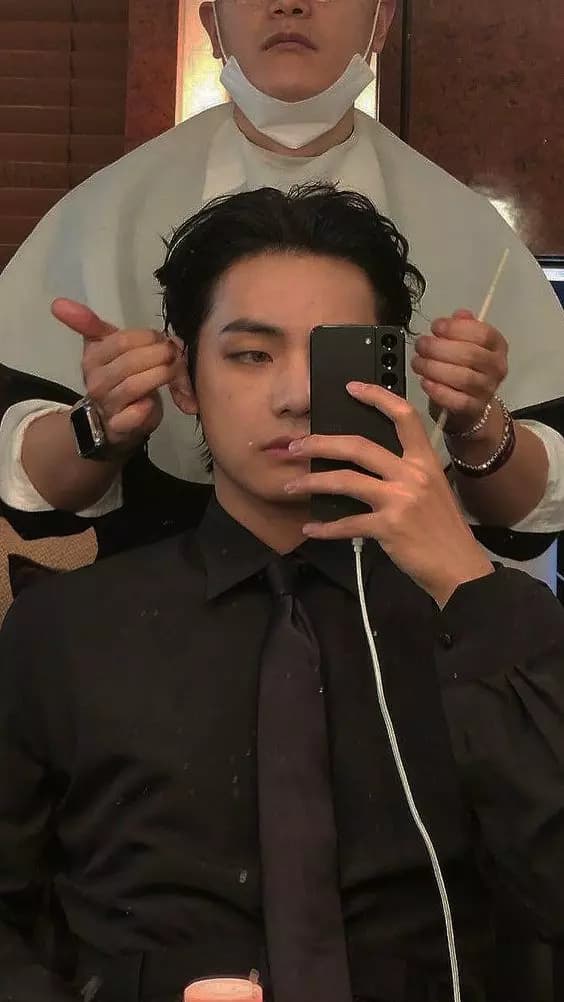 Kim Taehyung thumbnail