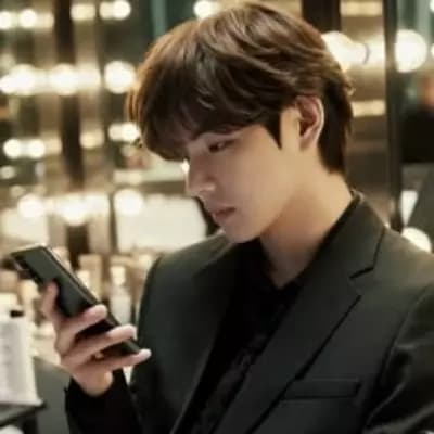 Kim Taehyung thumbnail