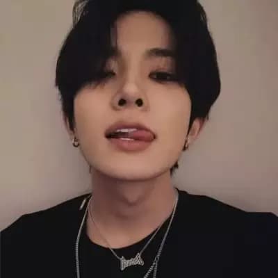 Lee heeseung  thumbnail