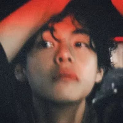 Kim Taehyung thumbnail