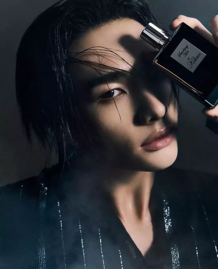 Hwang Hyunjin thumbnail