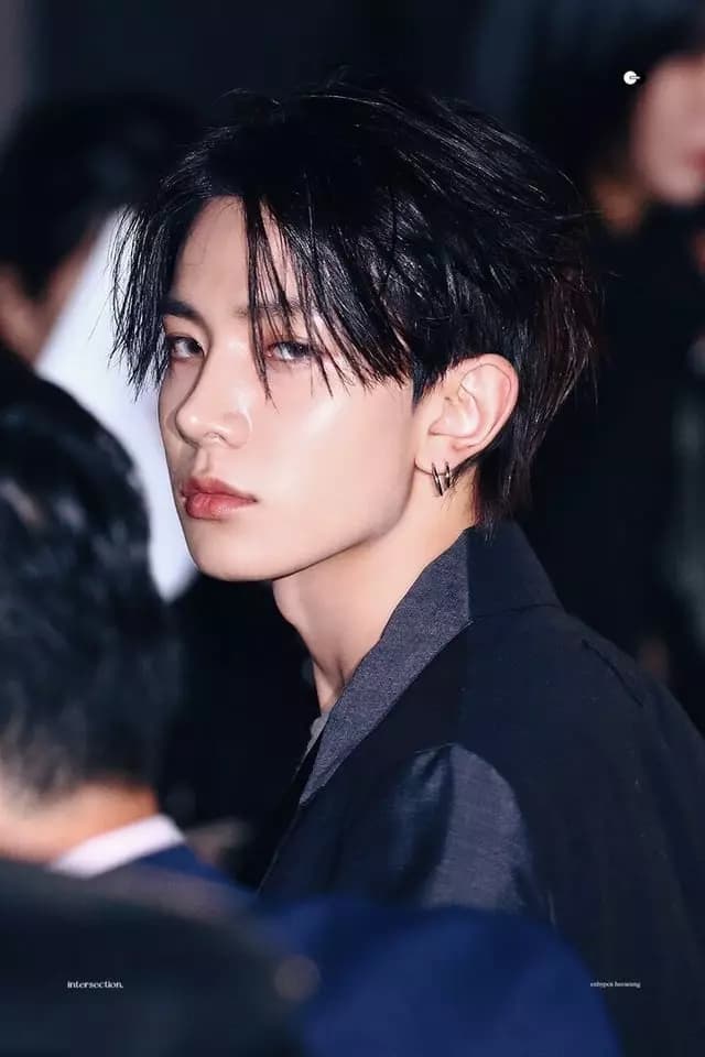Lee Heeseung thumbnail