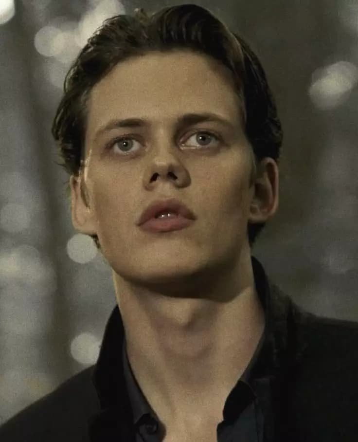 Bill skarsgard thumbnail