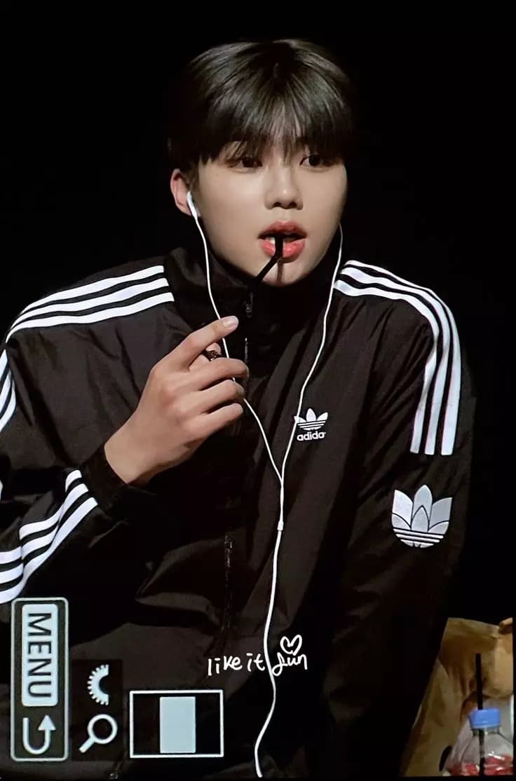 Park Gunwook thumbnail
