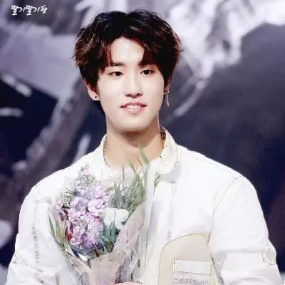 Han Jisung! thumbnail
