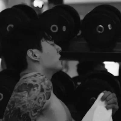 Jeon Jungkook thumbnail