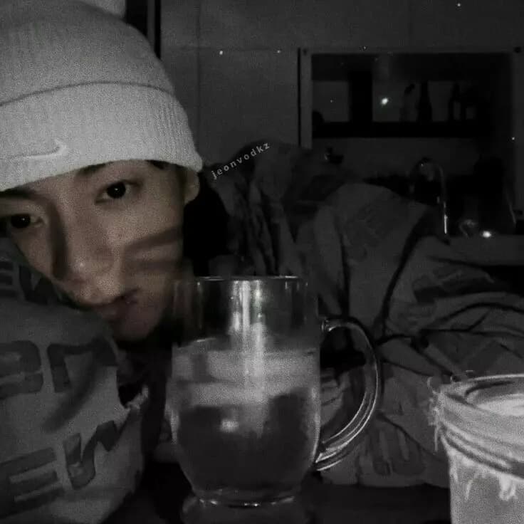 Jeon Jungkook thumbnail