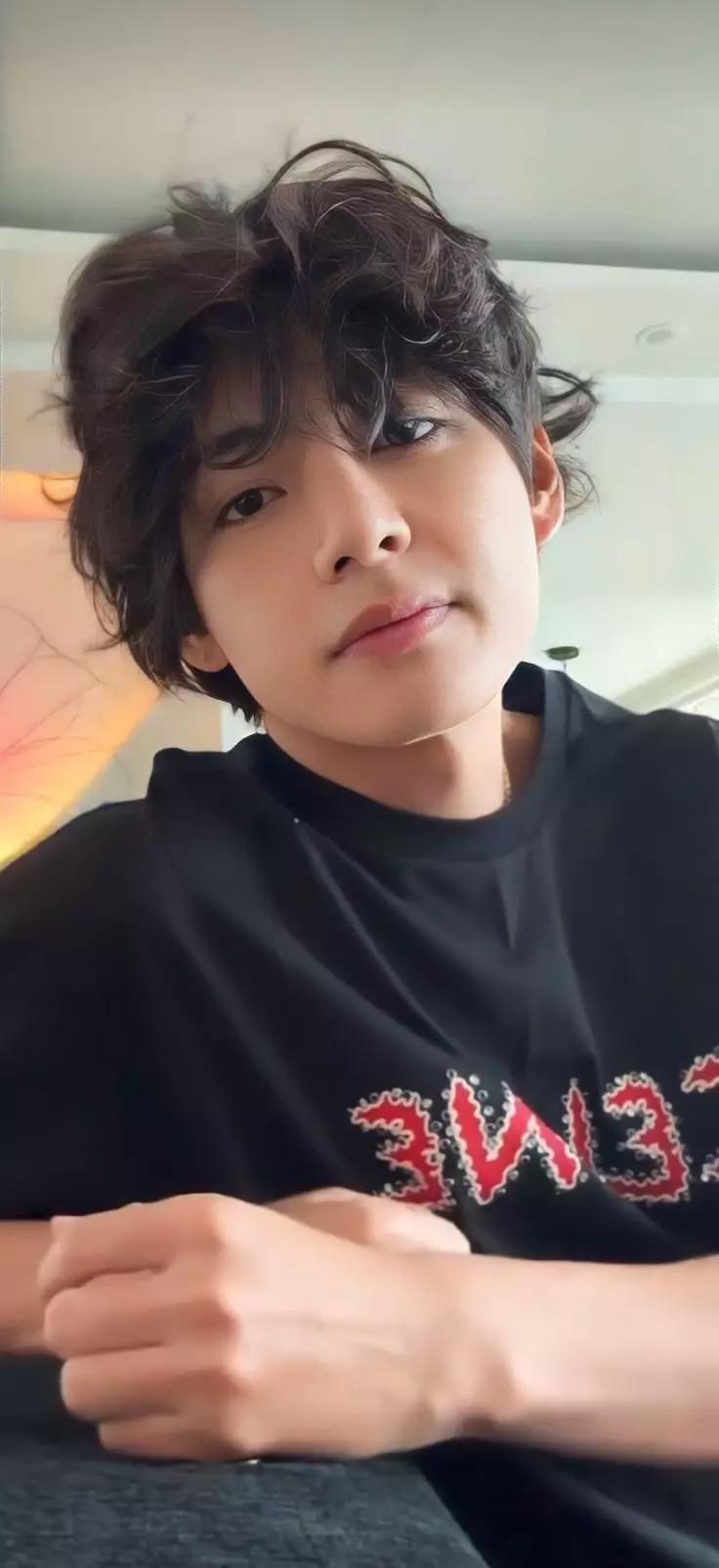 Taehyung  thumbnail