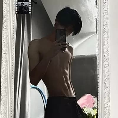 Alec  thumbnail